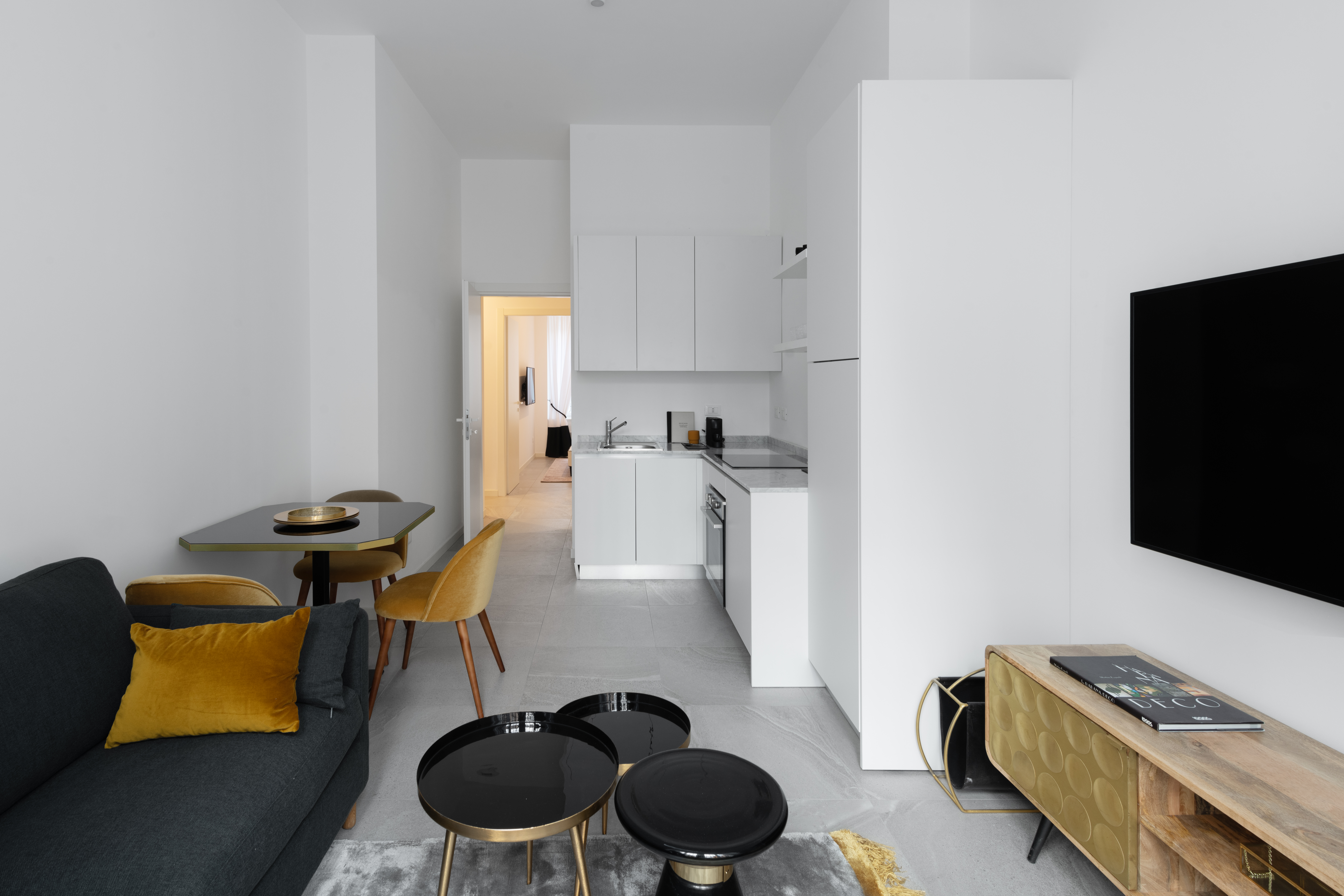 Milano Farneti interior